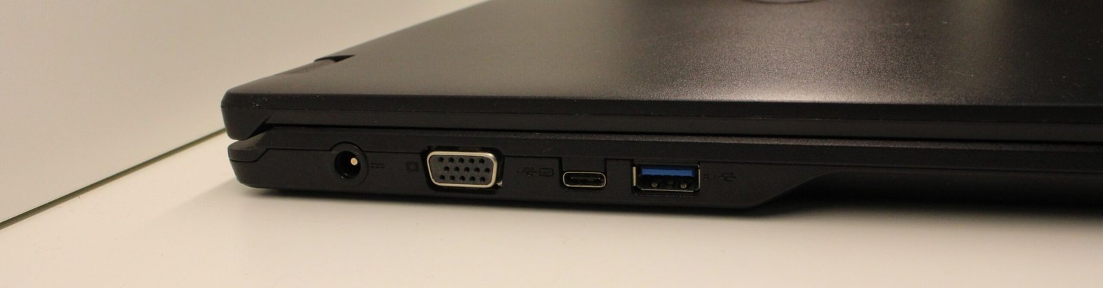 Fujitsu E548 I5-8250U / 16GB / 128GB (Reconditionné)