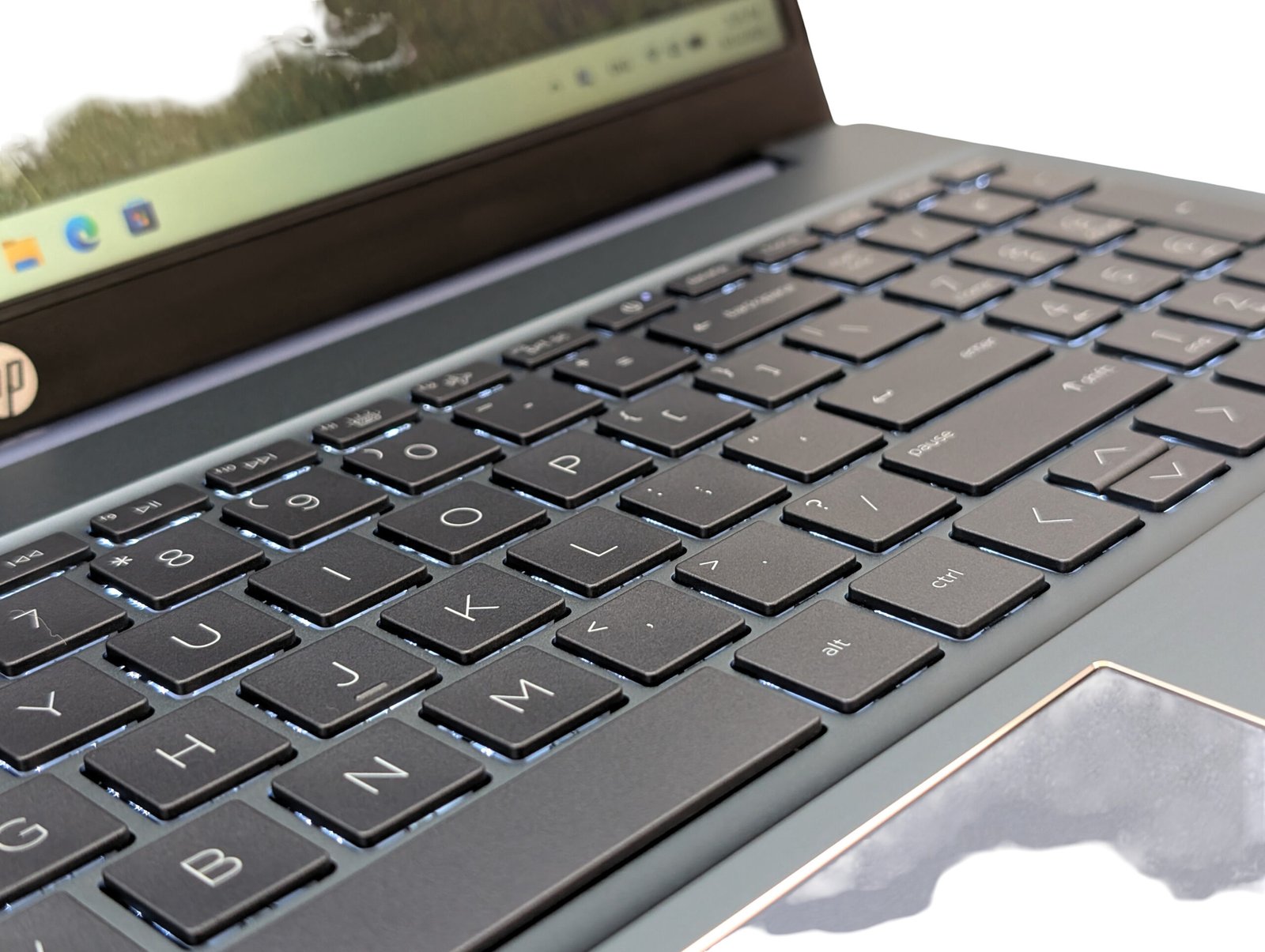 HP Pavilion 15/Ryzen 7-7730U/16GB/512GB (RECONDITIONNÉ)