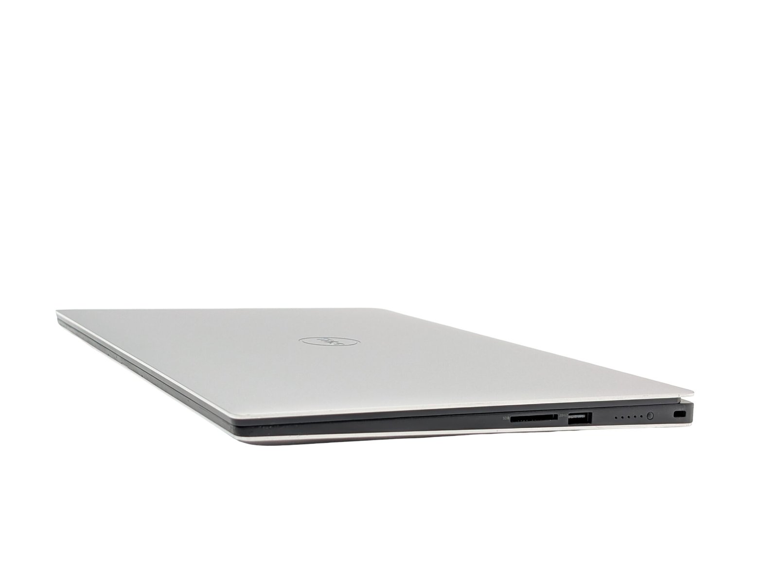Dell XPS 15 9560 / i7-7700HQ / 16GB / 256GB / GTX 1050 4GB (RECONDITIONNÉ)