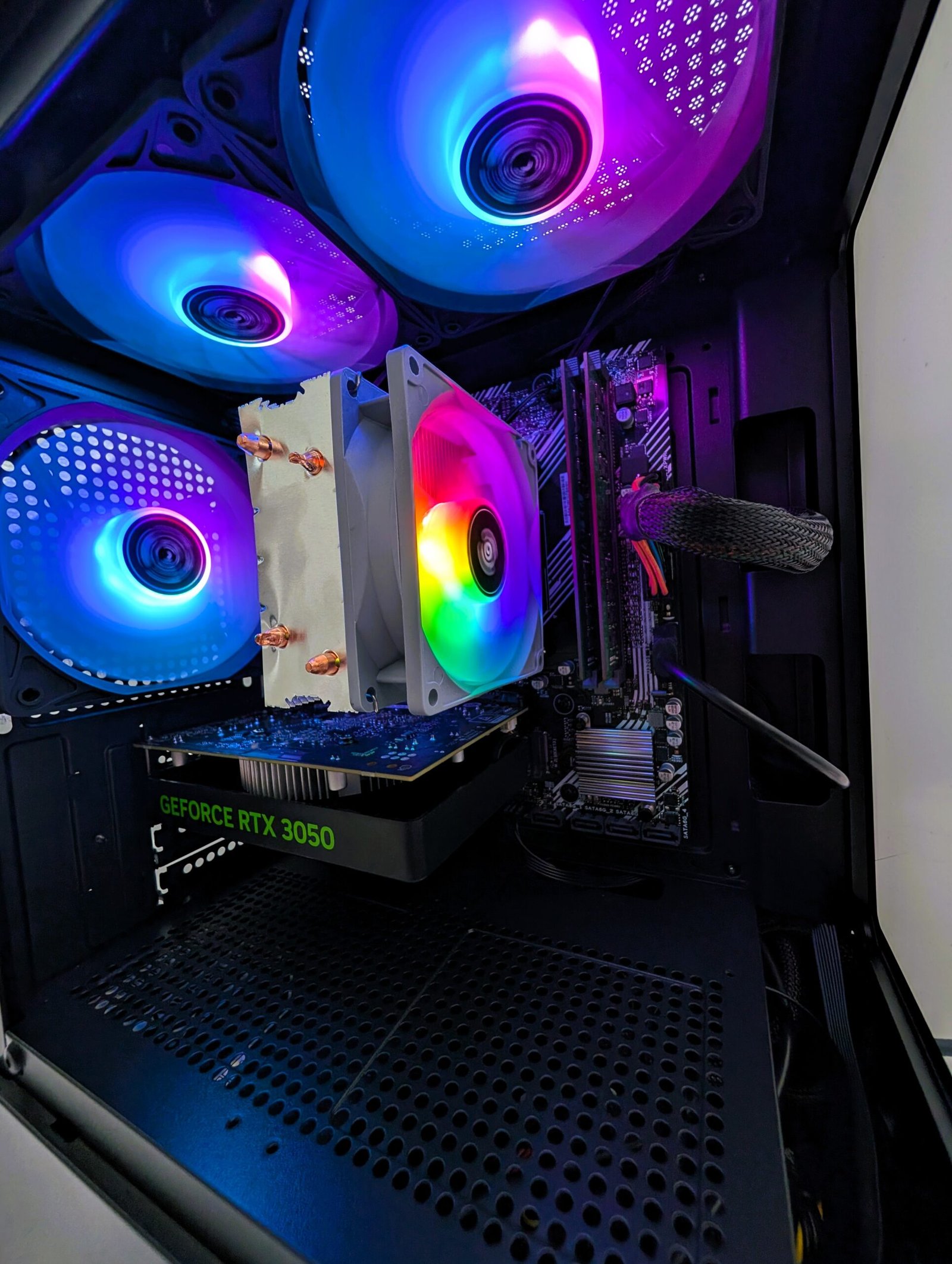 Ryzen 5 3600/16GB/256GB/RTX 3050 6GB (RECONDITIONNÉ)