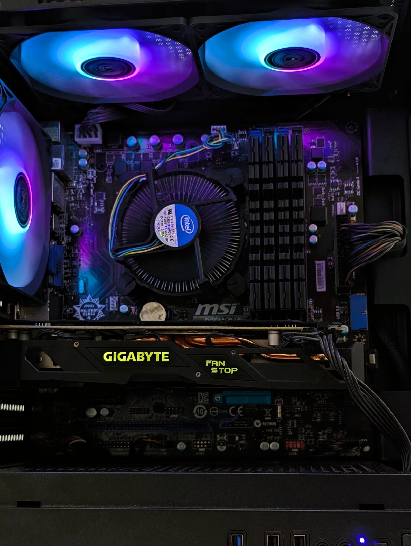 i7-4770K/32GB/256GB/RX 570 8GB (RECONDITIONNÉ)