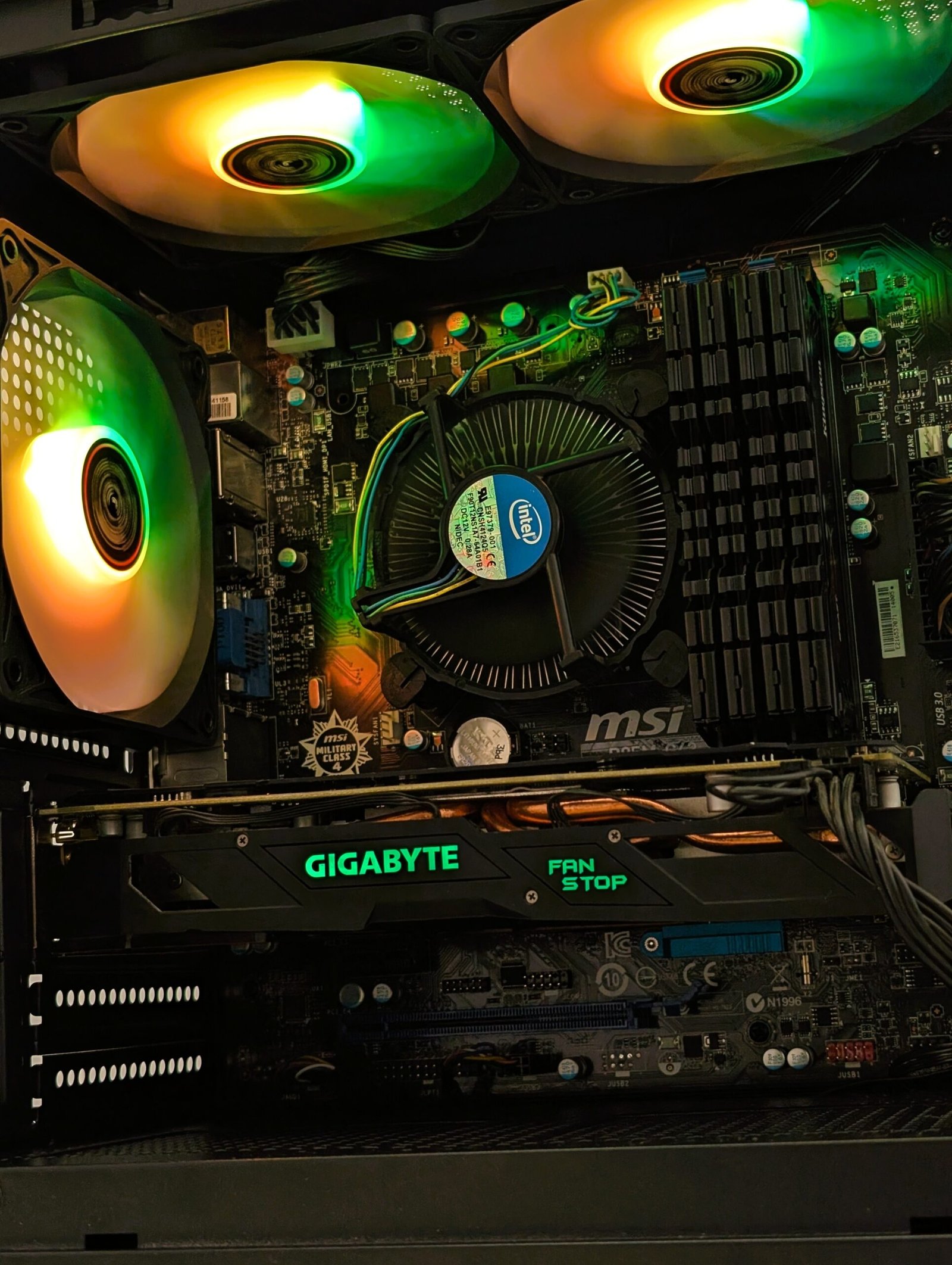 i7-4770K/32GB/256GB/RX 570 8GB (RECONDITIONNÉ)
